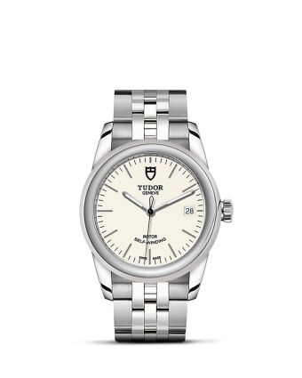 Tudor Glamour Date