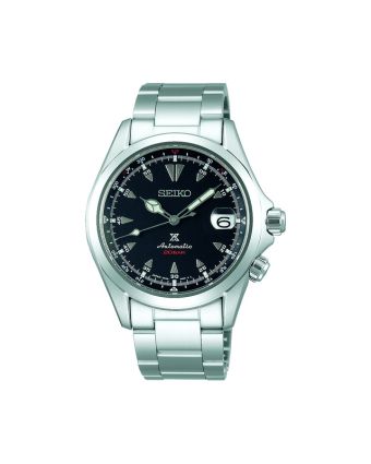 Seiko Prospex Land SPB117J1 mustalla taululla, valkoisella taustalla edestä