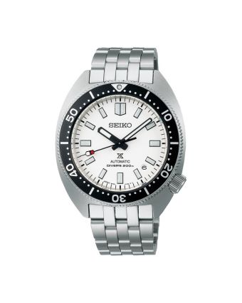 Seiko Prospex Sea SPB313J1 valkoisella taululla, valkoisella taustalla edestä