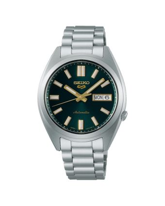 Seiko 5 Sports SNXS SRPL57K1 vihreällä taululla, valkoisella taustalla edestä