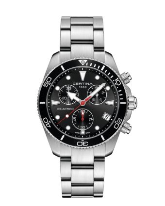 Certina DS Action Chrono C048.417.11.051.00 mustalla taululla, valkoisella taustalla edestä