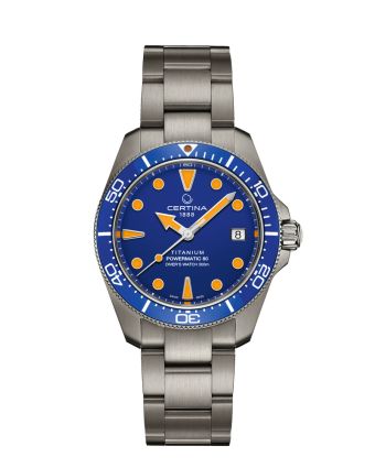 Certina DS Action Diver 38mm Titanium C048.807.44.041.00 sinisell&auml; taululla, valkoisella taustalla edest&auml;