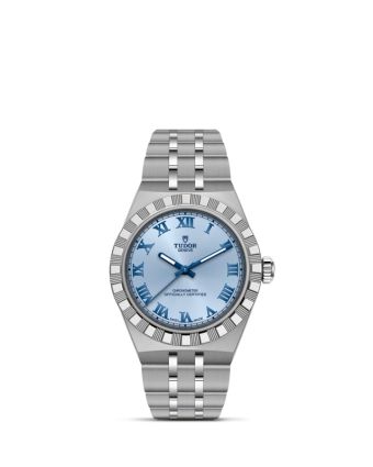 Tudor Royal 30 M2830A1A0-0004 vaaleansinisellä taululla, valkoisella taustalla edestä