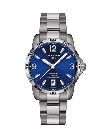 Certina DS Podium 40mm C034.451.44.047.00 sinisellä taululla, valkoisella taustalla edestä