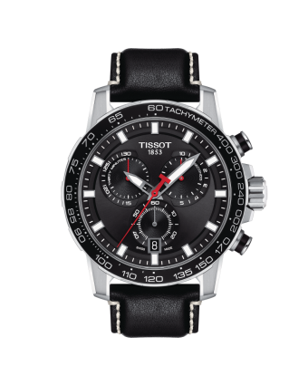 Tissot Supersport Chrono T125.617.16.051.00 mustalla taululla, valkoisella taustalla edestä